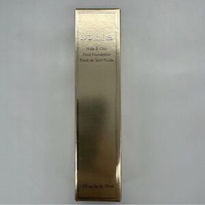 Stila Hide & Chic Fluid Foundation - Gold Packaging